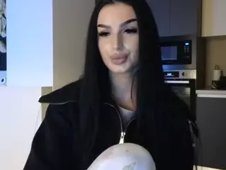 Aya_B's Live Sex Cam Show