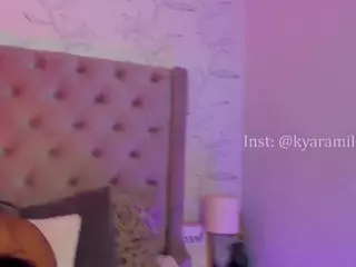 kyaraebony's Live Sex Cam Show
