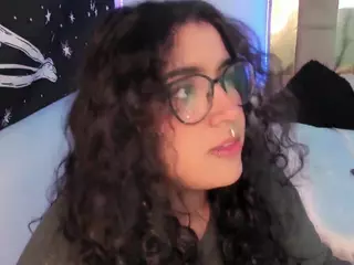 Heidy's Live Sex Cam Show
