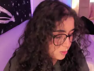 Heidy's Live Sex Cam Show