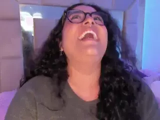 Heidy's Live Sex Cam Show
