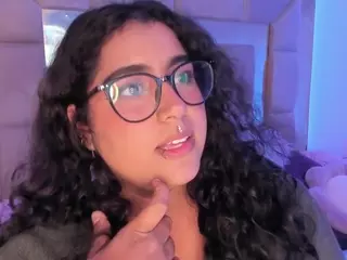 Heidy's Live Sex Cam Show