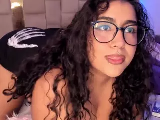 Heidy's Live Sex Cam Show