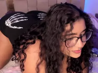 Heidy's Live Sex Cam Show