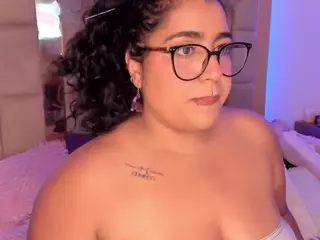 Heidy's Live Sex Cam Show
