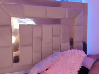 Heidy's Live Sex Cam Show