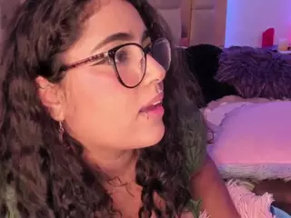 Heidy's Live Sex Cam Show