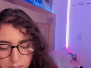 Heidy's Live Sex Cam Show
