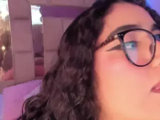 Heidy's Live Sex Cam Show