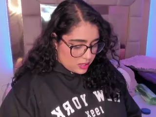 Heidy's Live Sex Cam Show