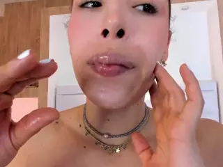 Veronica-Garcia's Live Sex Cam Show