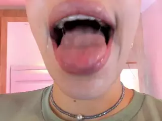Veronica-Garcia's Live Sex Cam Show