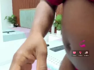 ebony-squirt's Live Sex Cam Show
