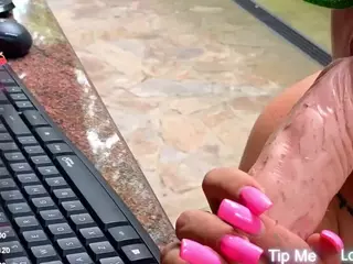 Sandra-Milano's Live Sex Cam Show