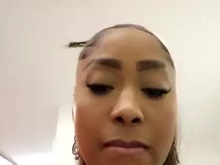 yetzat's Live Sex Cam Show