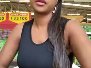 yetzat's Live Sex Cam Show