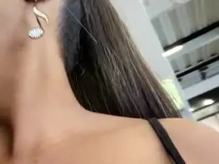 yetzat1111's Live Sex Cam Show