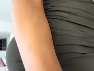 yetzat1111's Live Sex Cam Show