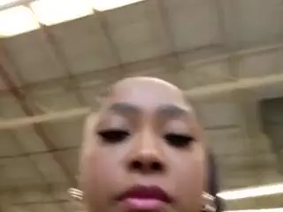 yetzat1111's Live Sex Cam Show