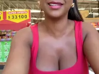 yetzat1111's Live Sex Cam Show