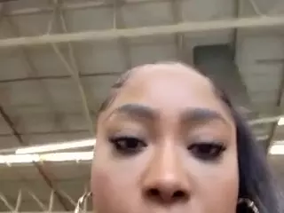 yetzat1111's Live Sex Cam Show