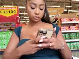 yetzat1111's Live Sex Cam Show