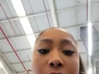 yetzat1111's Live Sex Cam Show
