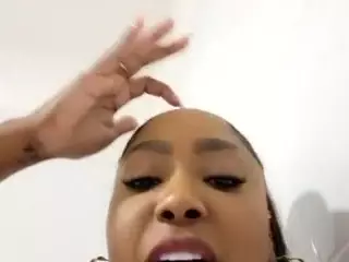 yetzat1111's Live Sex Cam Show
