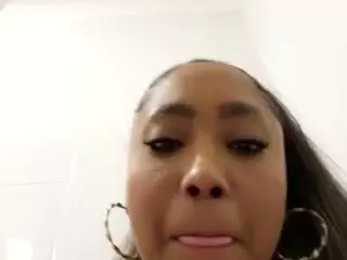 yetzat1111's Live Sex Cam Show