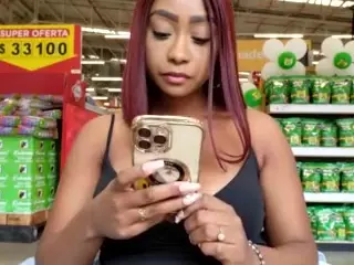 yetzat1111's Live Sex Cam Show