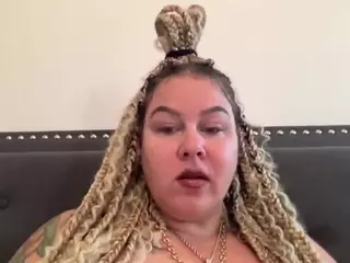 BIG BREAST SABRINA's Live Sex Cam Show