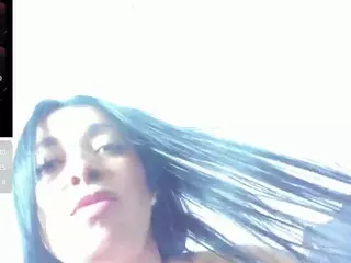 xcarlet milf's Live Sex Cam Show