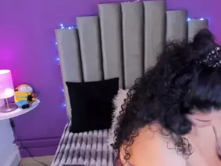 saramontoya's Live Sex Cam Show
