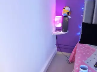 saramontoya's Live Sex Cam Show
