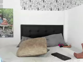 tiffanyfiire's Live Sex Cam Show