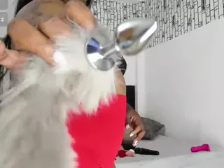 tiffanyfiire's Live Sex Cam Show