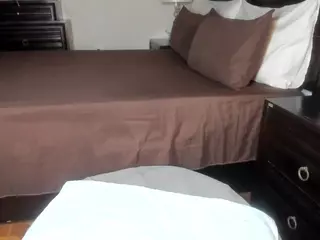 Iluvsaffire Bleu's Live Sex Cam Show