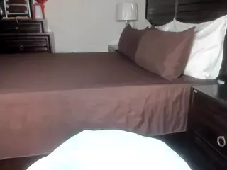 Iluvsaffire Bleu's Live Sex Cam Show