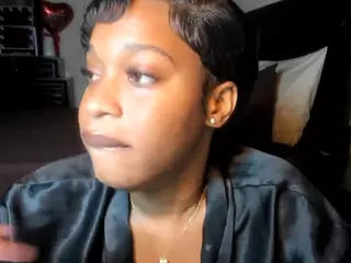Iluvsaffire Bleu's Live Sex Cam Show