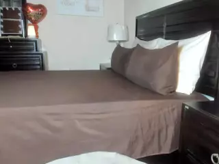 Iluvsaffire Bleu's Live Sex Cam Show