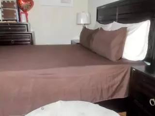 Iluvsaffire Bleu's Live Sex Cam Show