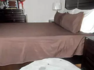 Iluvsaffire Bleu's Live Sex Cam Show