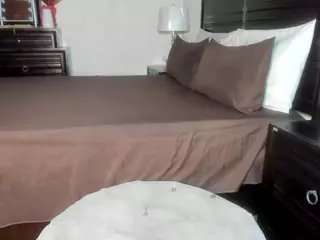 Iluvsaffire Bleu's Live Sex Cam Show