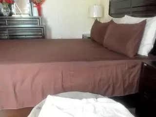 Iluvsaffire Bleu's Live Sex Cam Show