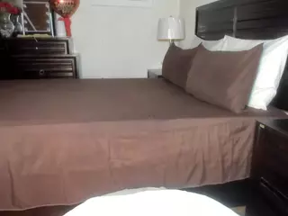 Iluvsaffire Bleu's Live Sex Cam Show