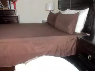 Iluvsaffire Bleu's Live Sex Cam Show