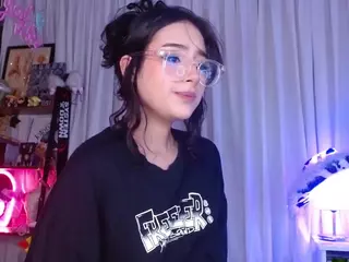 Lara's Live Sex Cam Show