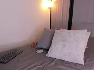 mia-daniels's Live Sex Cam Show