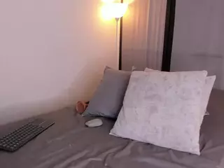 mia-daniels's Live Sex Cam Show