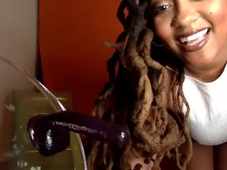 The Iconic One's Live Sex Cam Show
